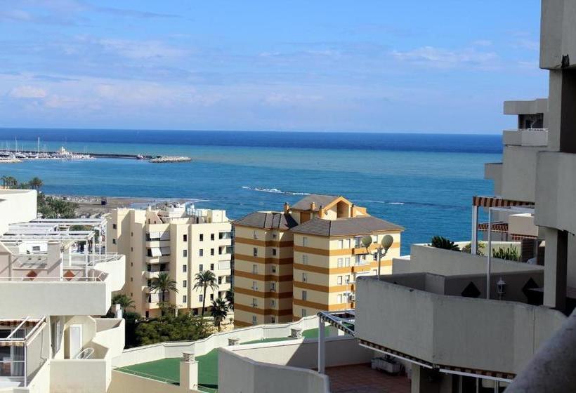 Apartamentos Benal Beach Geinsa