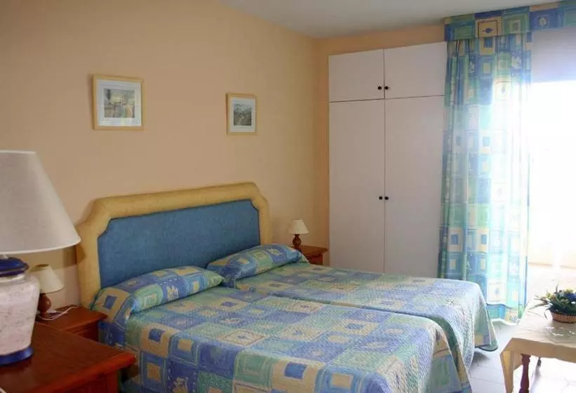 Apartamentos Benal Beach Geinsa