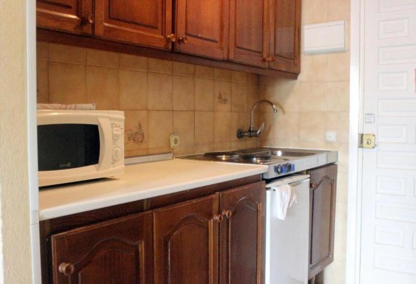 Apartamentos Benal Beach Geinsa