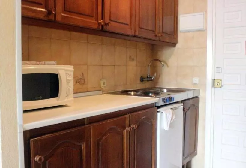 Apartamentos Benal Beach Geinsa