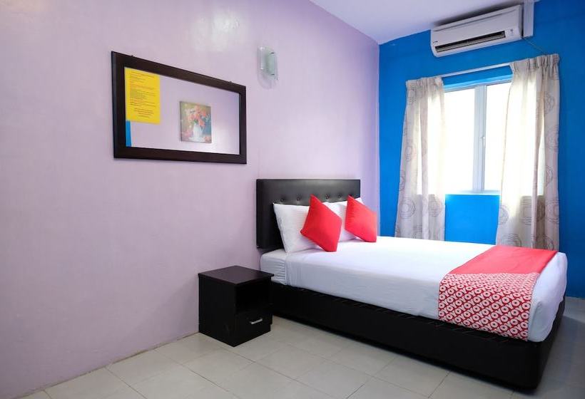 בית מלון כפרי Oyo 603 Sri Padang Inn