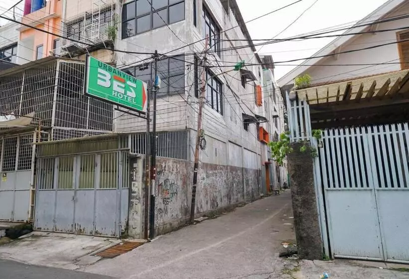 Urbanview Hotel Bes Mangga Besar By Reddoorz