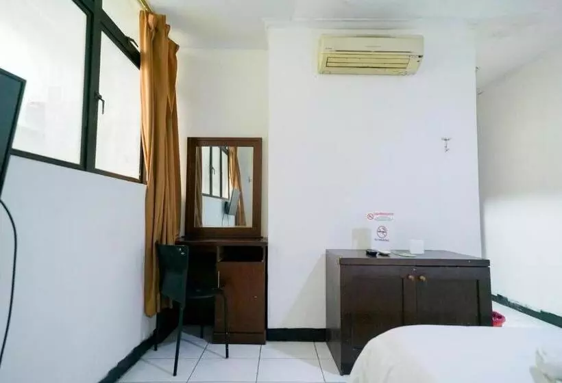 Urbanview Hotel Bes Mangga Besar By Reddoorz