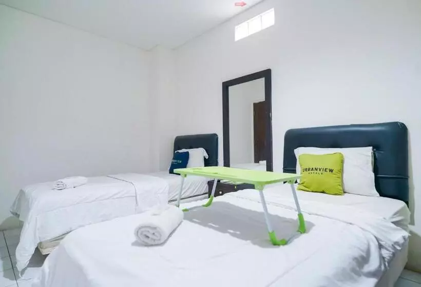 Urbanview Hotel Bes Mangga Besar By Reddoorz