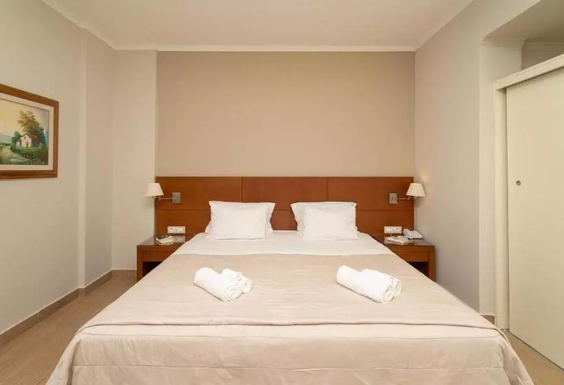 Hotelli Niriides Luxury Villas