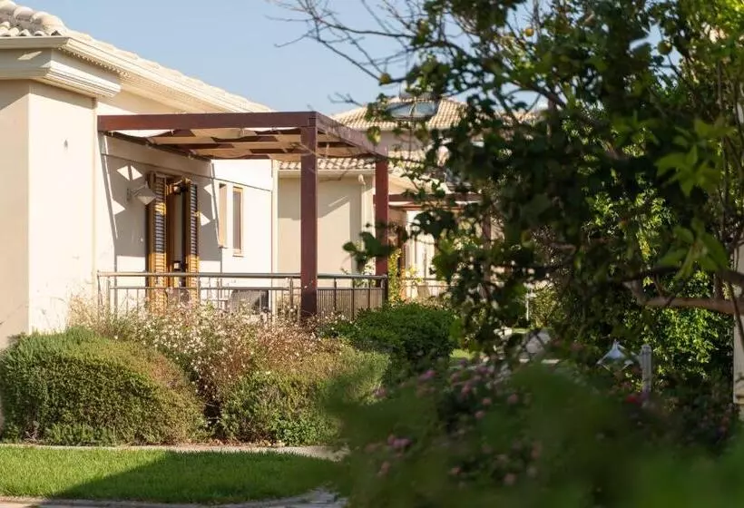 Hotelli Niriides Luxury Villas