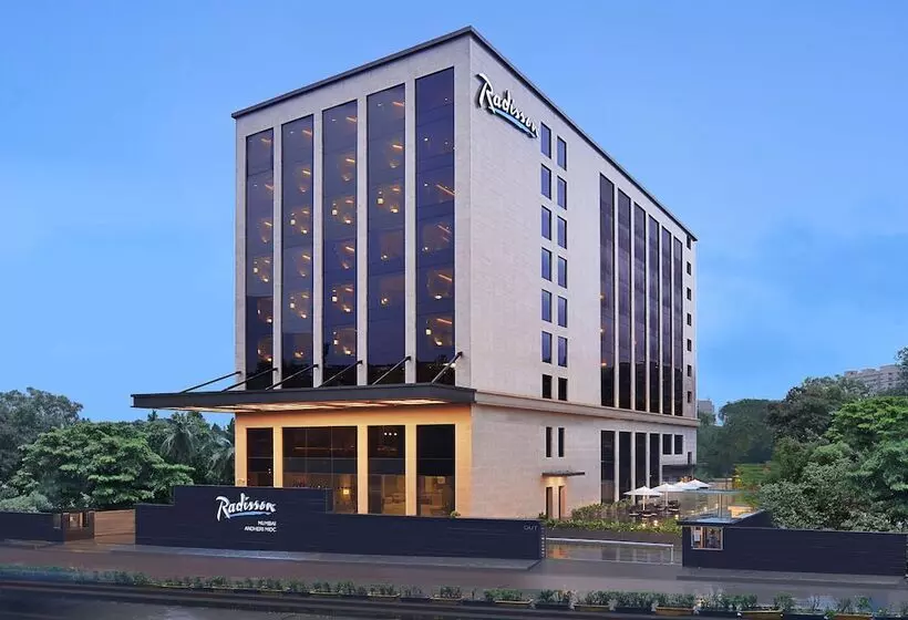 ホテル Radisson Mumbai Andheri Midc