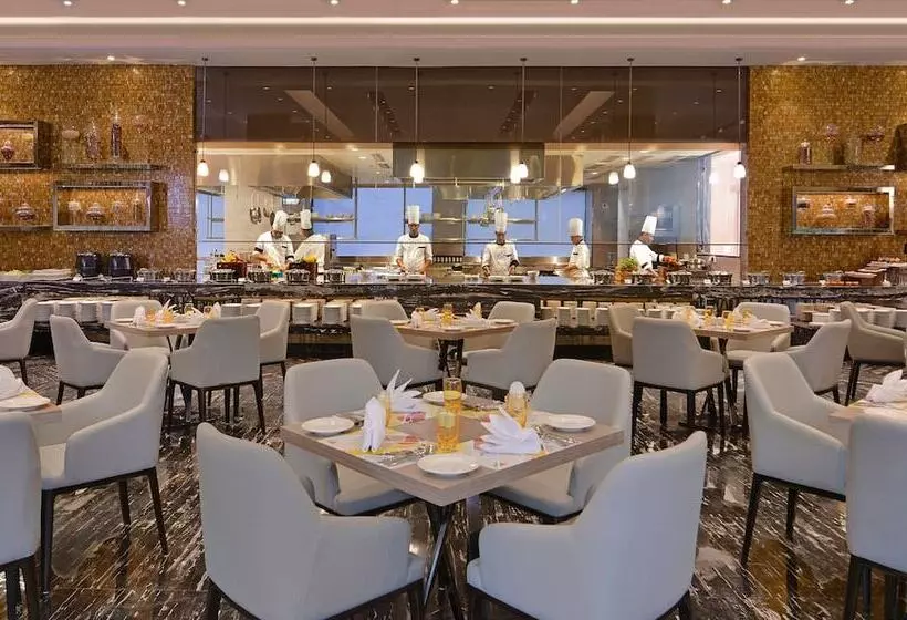 ホテル Radisson Mumbai Andheri Midc