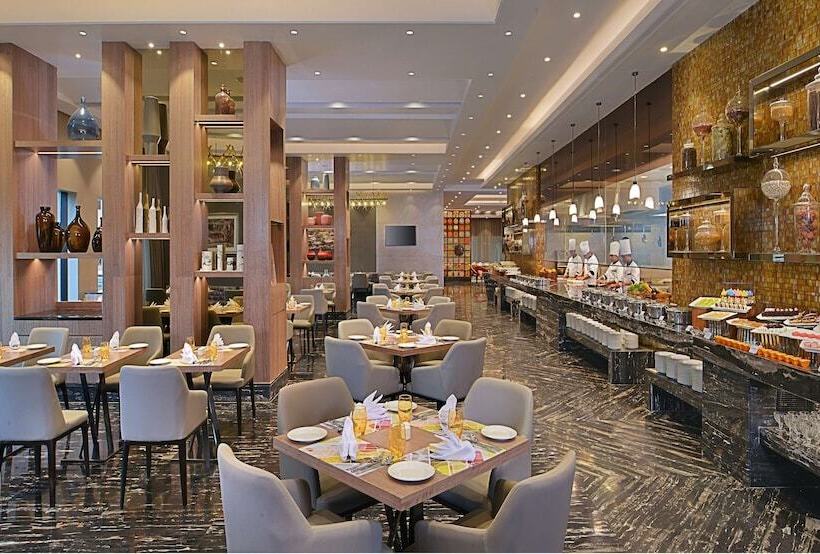 בית מלון כפרי Radisson Mumbai Andheri Midc