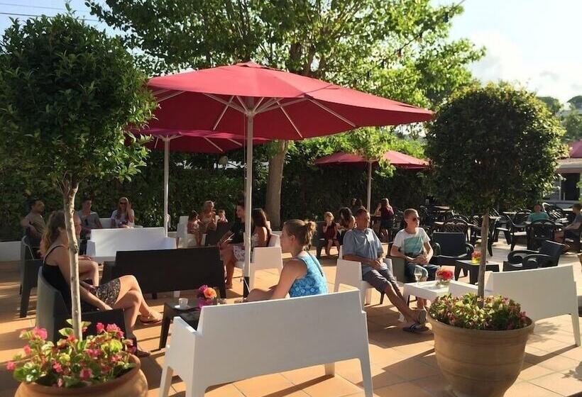 Hotelli Camping Vall D'or