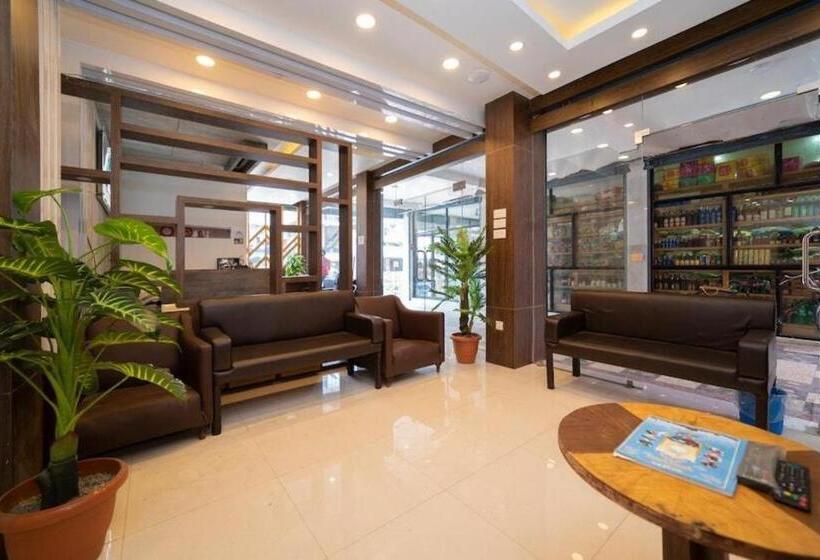 هتل Pancha Buddha