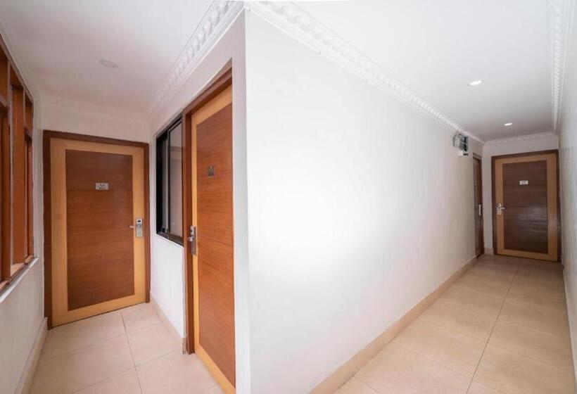 هتل Pancha Buddha