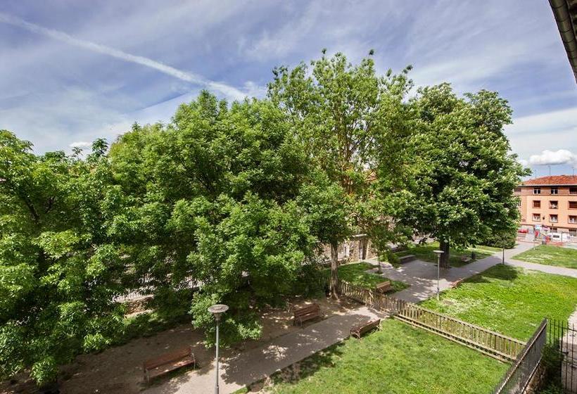 Estudios La Casa De Santa María