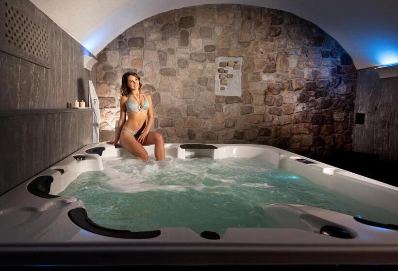 هتل La Fornace Relais & Spa