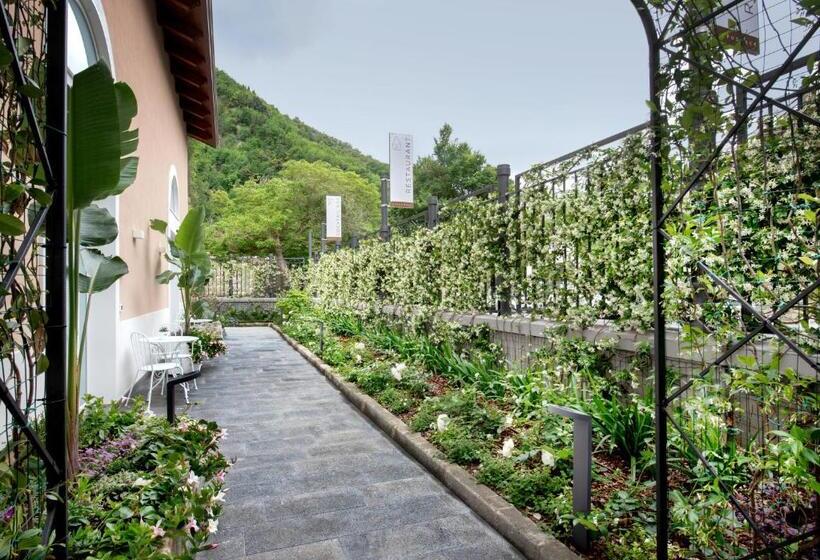 هتل La Fornace Relais & Spa