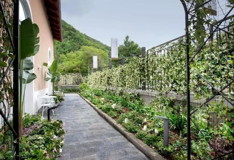 ホテル La Fornace Relais & Spa
