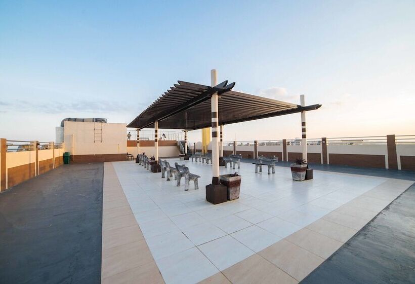 هتل Reddoorz Premium @ Cityland Tagaytay 2