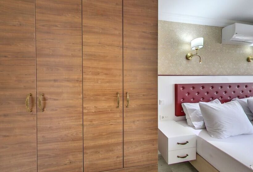 ホテル Cihangir Palace