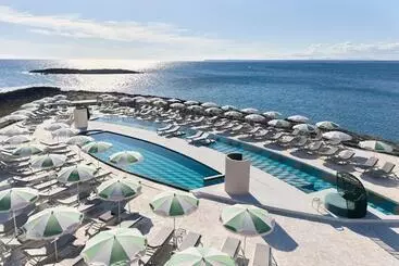 هتل Iberostar Selection Es Trenc