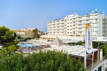 Hotelli Globales Cala'n Bosch