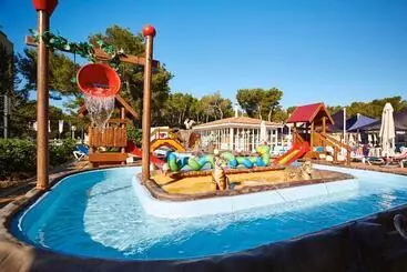 Отель Invisa Ereso All Inclusive