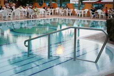 בית מלון כפרי Reymar