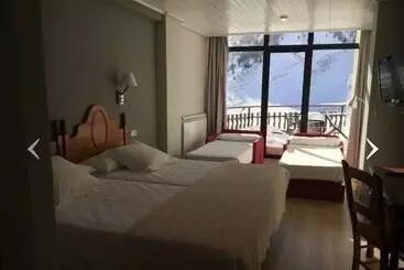 Hotel Edelweiss Candanchu