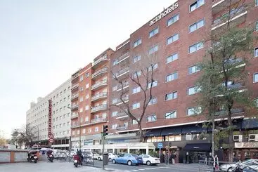 בית מלון כפרי Acta Madfor