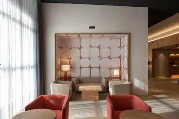 Hotelli Ciudad De Logrono