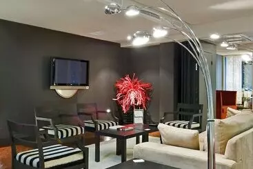 Hotel Moderno Puerta Del Sol