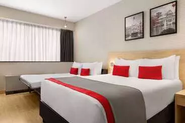 호텔 Ramada By Wyndham Madrid Tres Cantos