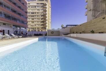 בית מלון כפרי Checkin Concordia Playa