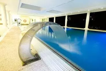 Hotel Monarque Cendrillon