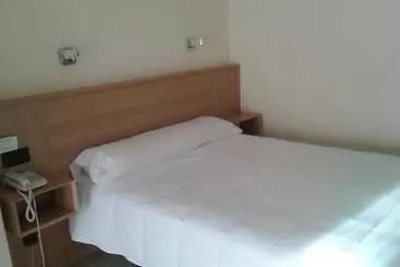 فندق Emperatriz Ii