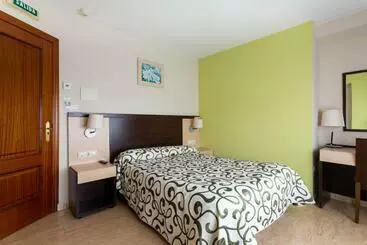 Отель Canaima Bruma 1,5 K Camino