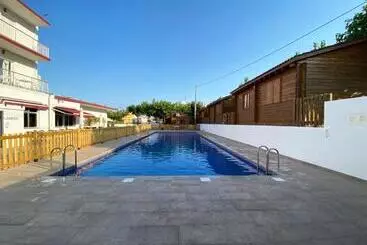 Hotelli Habitaciones Camping Ferrer