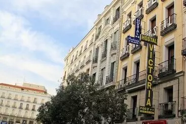 هتل Hostal Victoria Ii