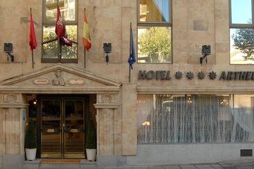 هتل Artheus Carmelitas Salamanca