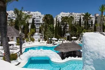 Aparthotel Suites Albayzin del Mar