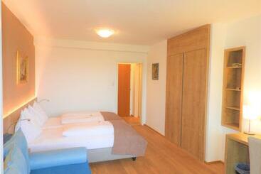 בית מלון כפרי Walkner