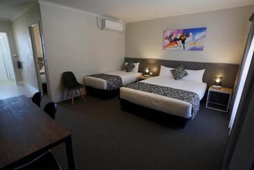 فندق Coachman's Eden