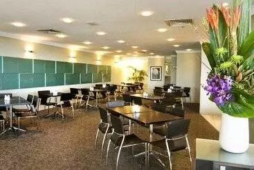 בית מלון כפרי Park Regis North Quay