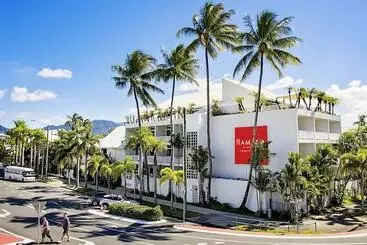 Hotel Ramada By Wyndham Cairns City Centre