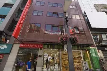 Somriu Hotel City M28