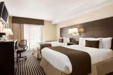 酒店 Days Inn By Wyndham Miramichi Nb