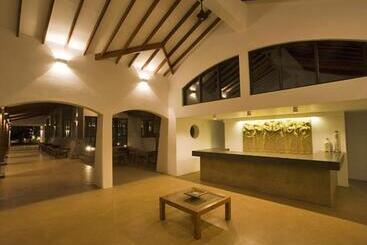 Hotell Nilaveli Beach