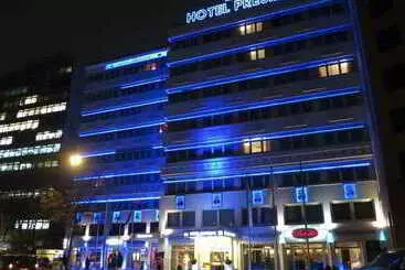 Hotel President
