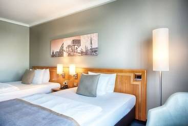 Leonardo Hotel Köln Bonn Airport