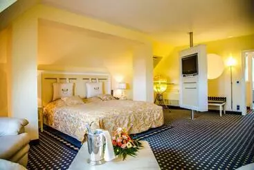 هتل Landhaus Waitz