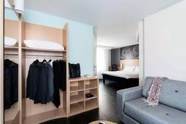 هتل Ibis La Rochelle Centre Historique